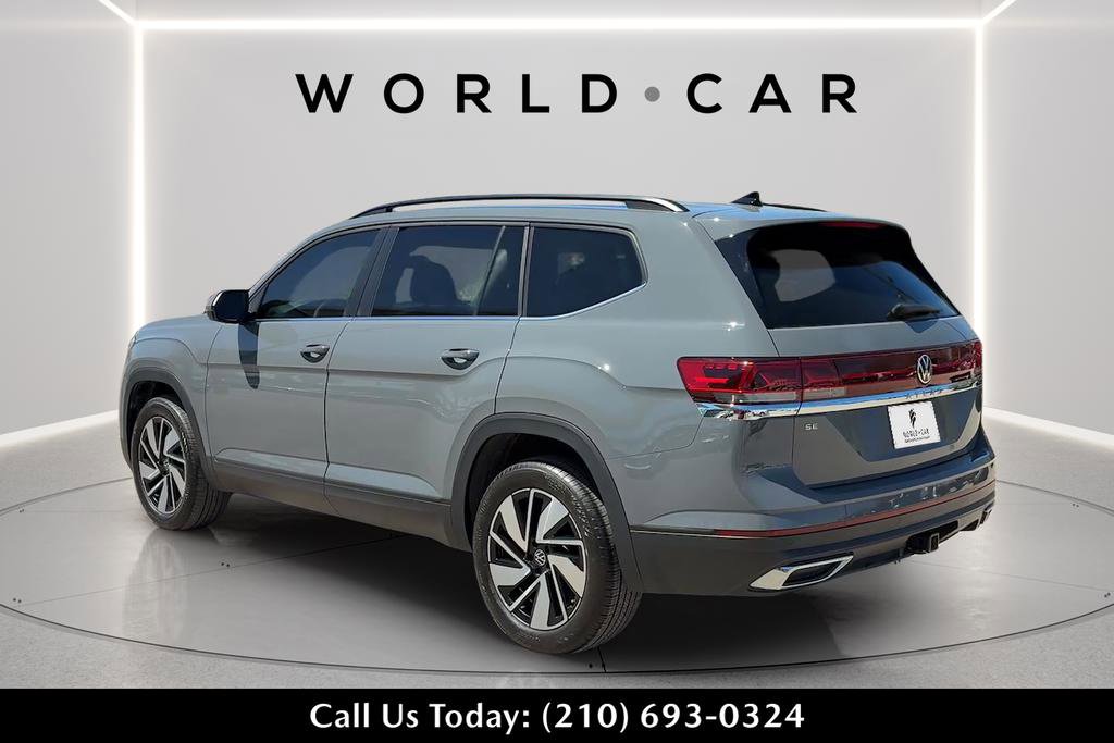 Used 2025 Volkswagen Atlas SE FWD image 5
