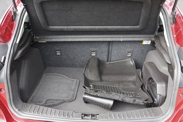 Used 2017 Ford Focus SEL w/ Winter Package FWD image 26