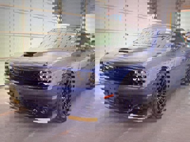 Used 2023 Dodge Challenger R/T Scat Pack w/ T/A Package image 2