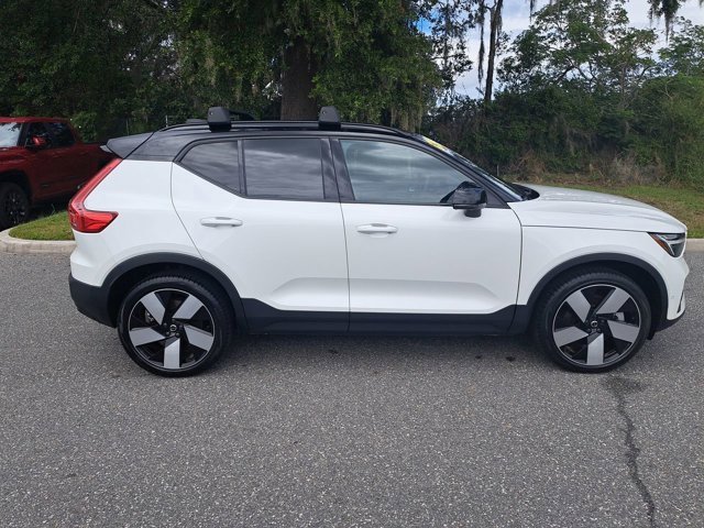 Used 2023 Volvo XC40 Recharge Ultimate w/ Protection Package Premier image 3