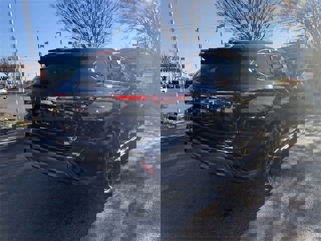 New 2026 Toyota Highlander XLE image 8