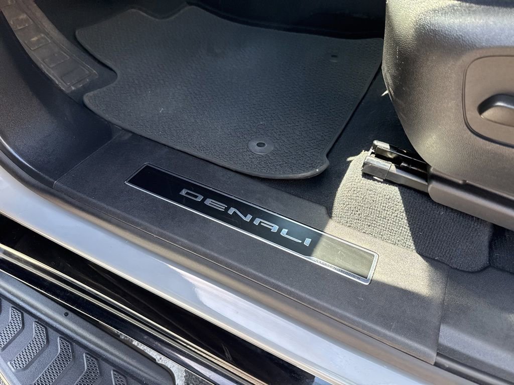 Used 2025 GMC Sierra EV Denali AWD/4WD image 20