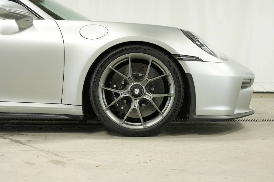 Used 2022 Porsche 911 GT3 image 48