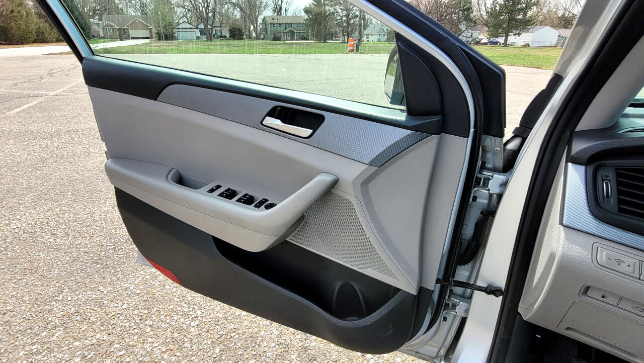 Used 2019 Hyundai Sonata ECO image 11