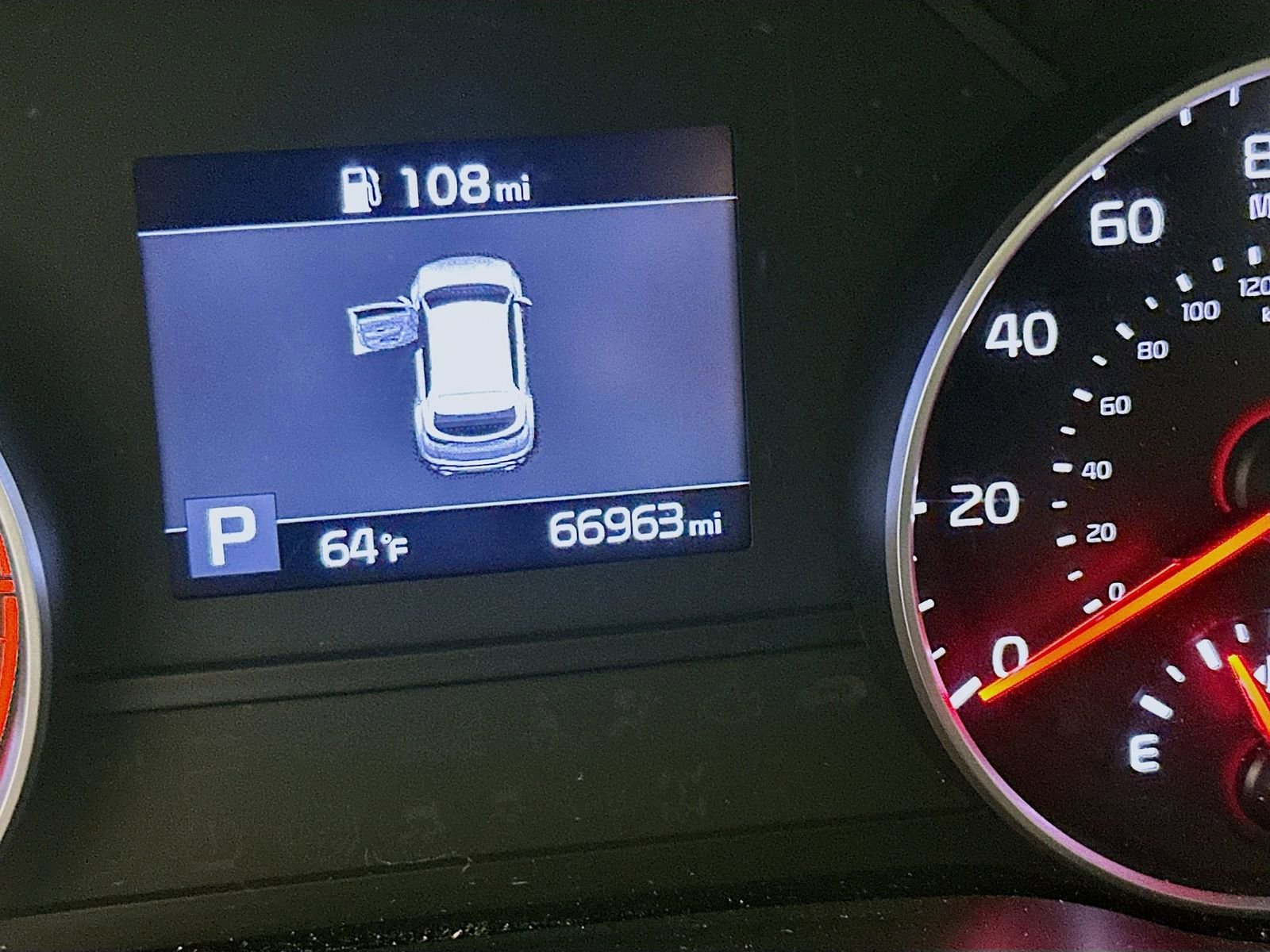 Used 2022 Kia Sportage Nightfall Edition image 12