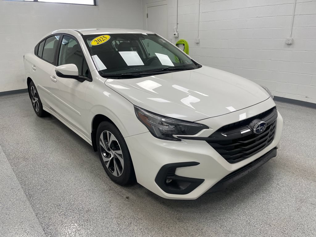 Used 2025 Subaru Legacy Premium AWD/4WD image 4