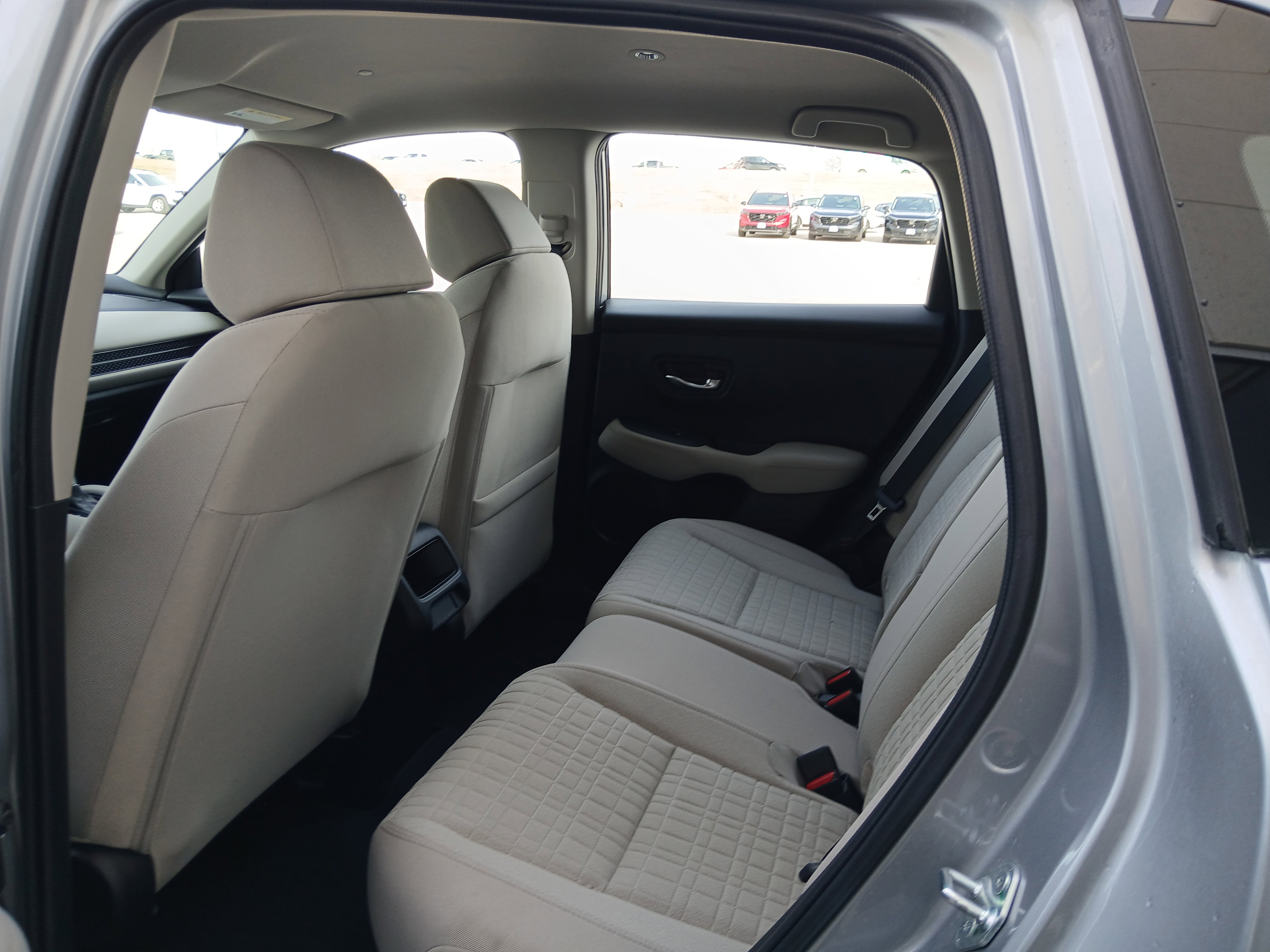 Used 2023 Honda HR-V LX image 9