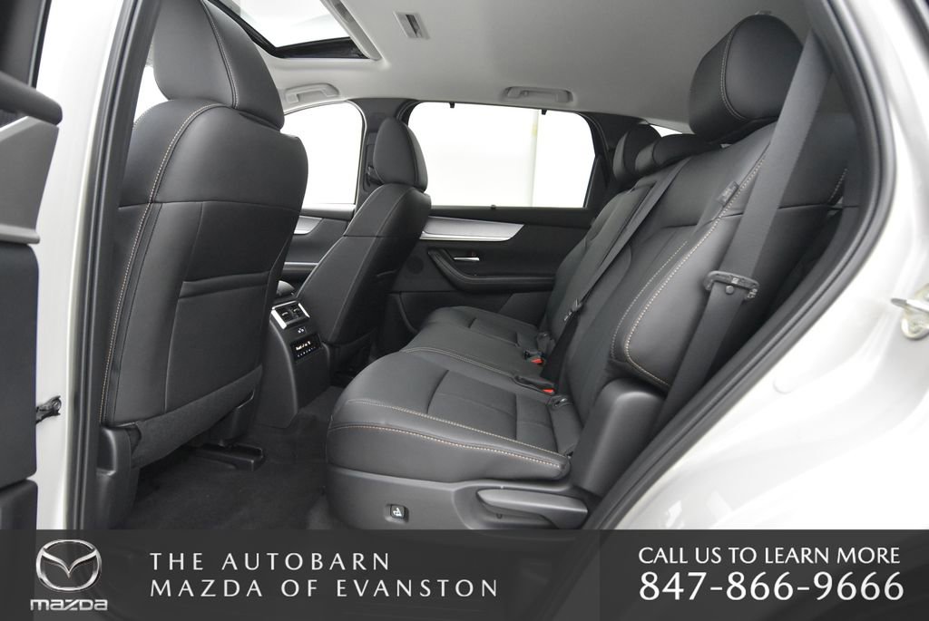 Certified 2025 MAZDA CX-90 3.3 Turbo w/ Preferred Package image 23