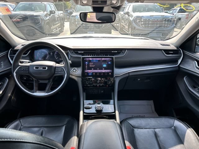Used 2023 Jeep Grand Cherokee L Limited AWD/4WD image 24