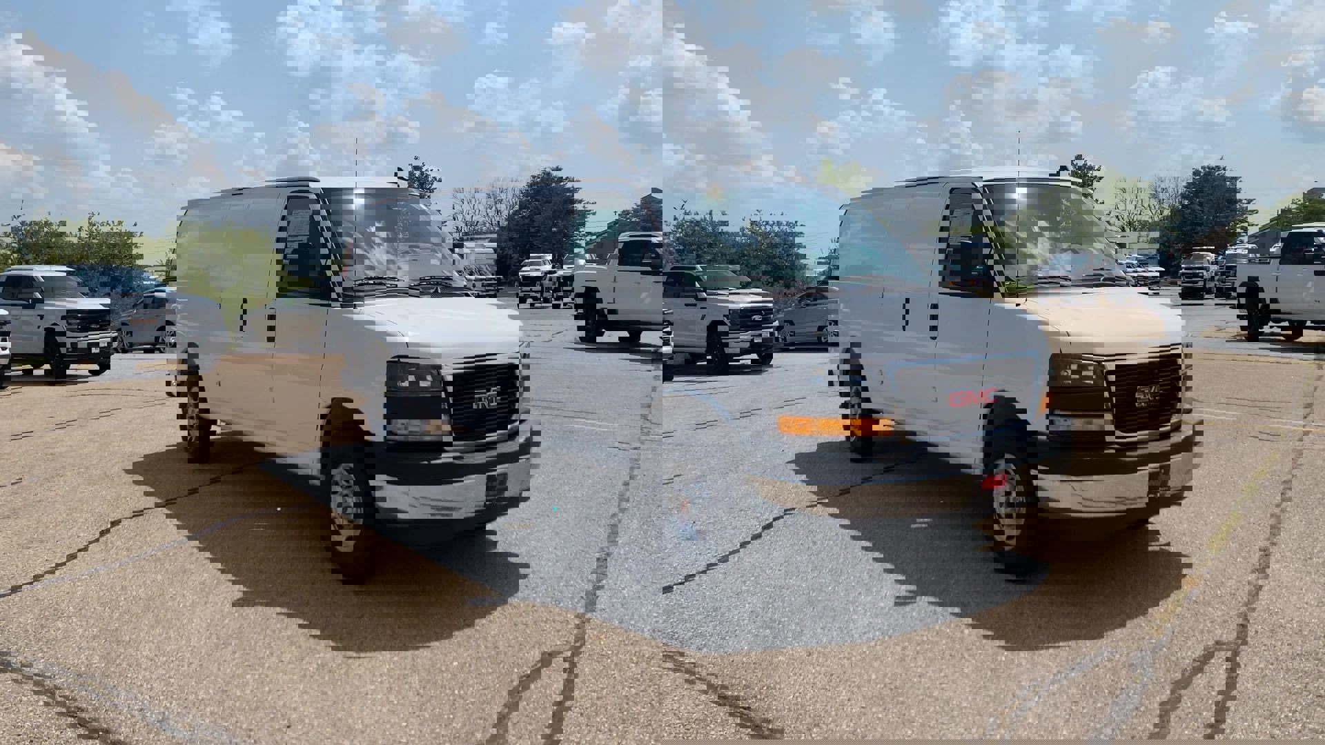 New 2025 GMC Savana 2500 Work Van w/ Driver Convenience Package image 27