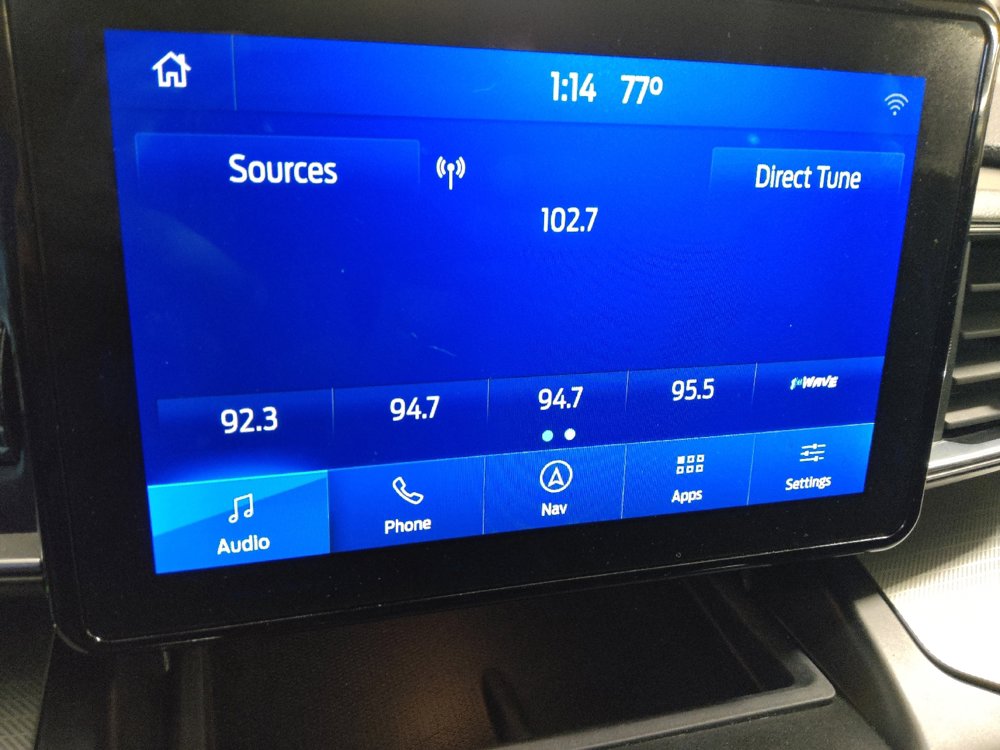 Used 2020 Ford Explorer XLT w/ Equipment Group 202A image 25