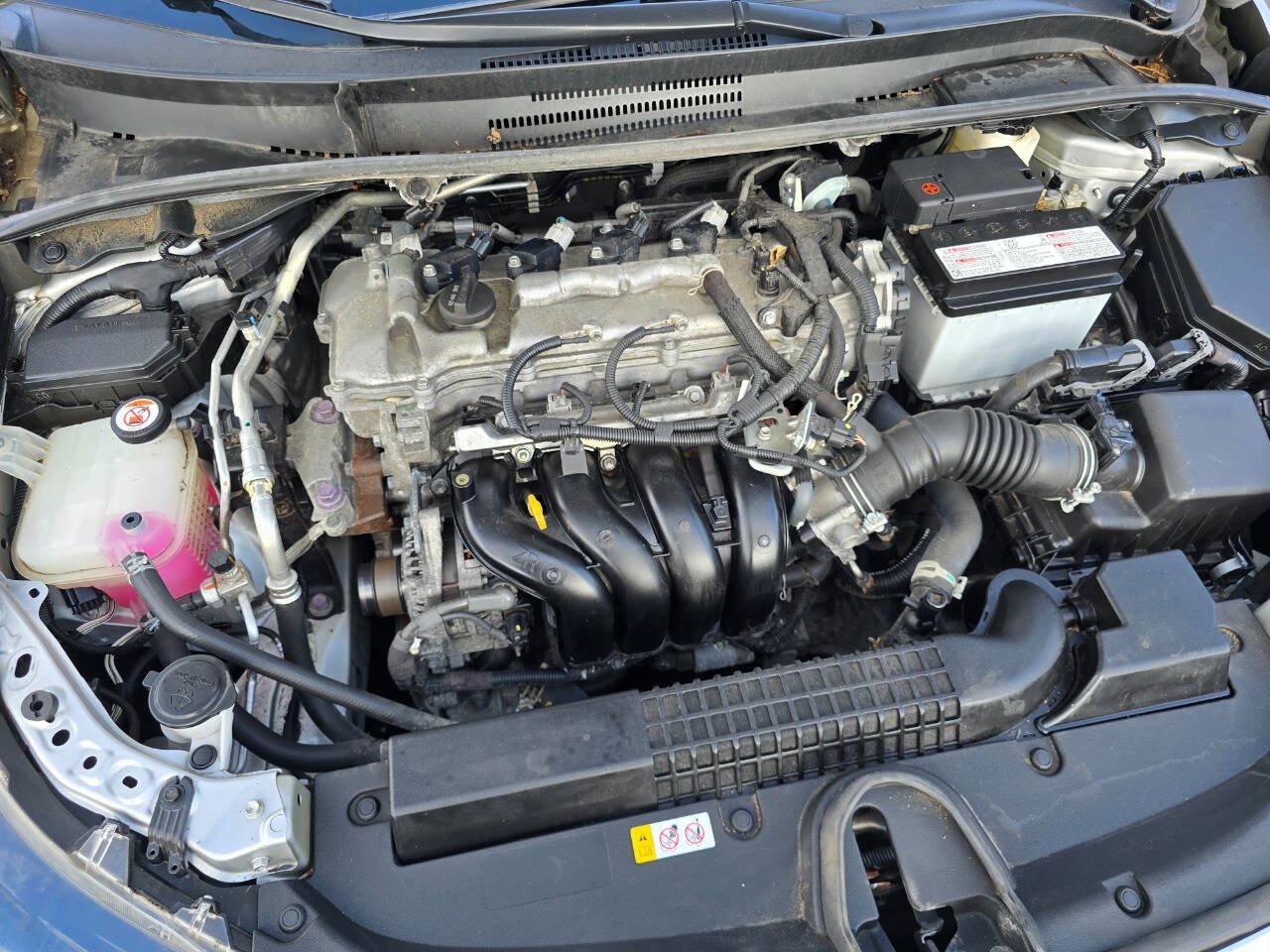 Used 2021 Toyota Corolla L w/ Carpet Mat Package (TMS) FWD image 28