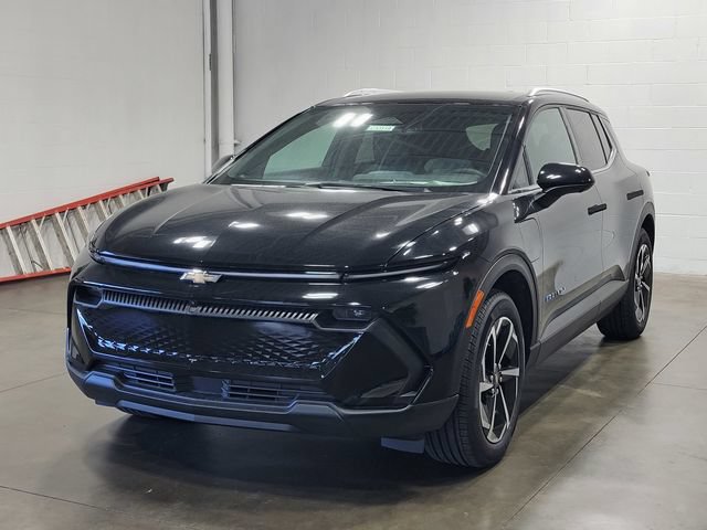 New 2026 Chevrolet Equinox EV LT FWD image 2