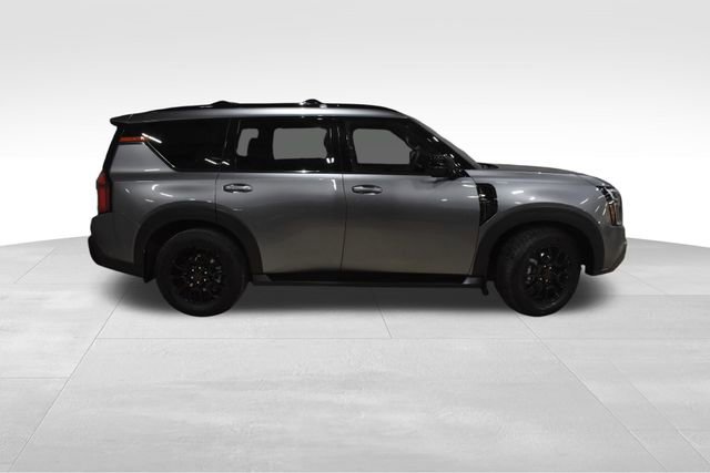 Used 2025 Nissan Armada PRO-4X image 3