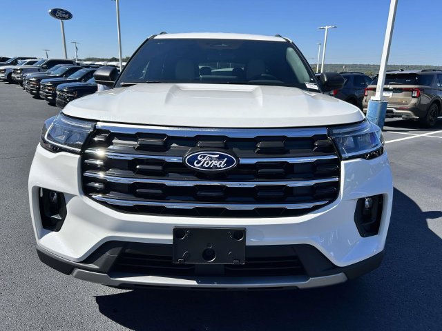 New 2027 Ford Explorer Active w/ Active Comfort Package RWD image 13