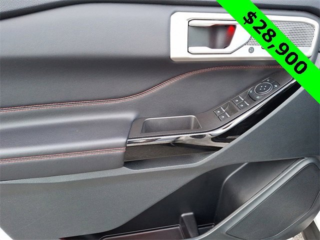 Used 2023 Ford Explorer ST-Line w/ Class IV Trailer Tow Package image 13