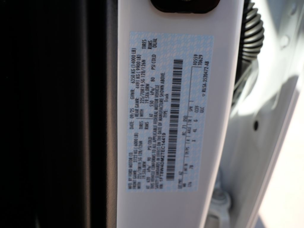 Used 2026 Ford F450 Platinum w/ FX4 Off-Road Package image 26