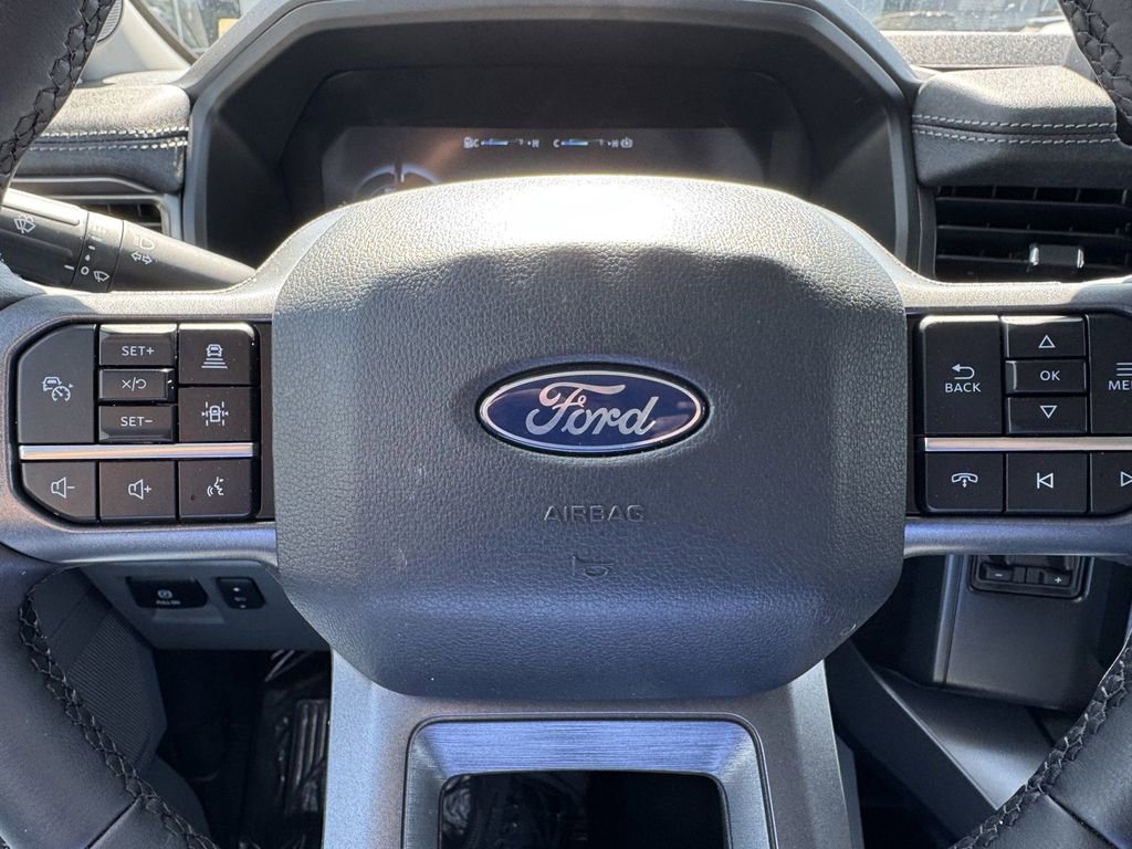 Used 2025 Ford F150 Lightning Flash AWD/4WD image 21