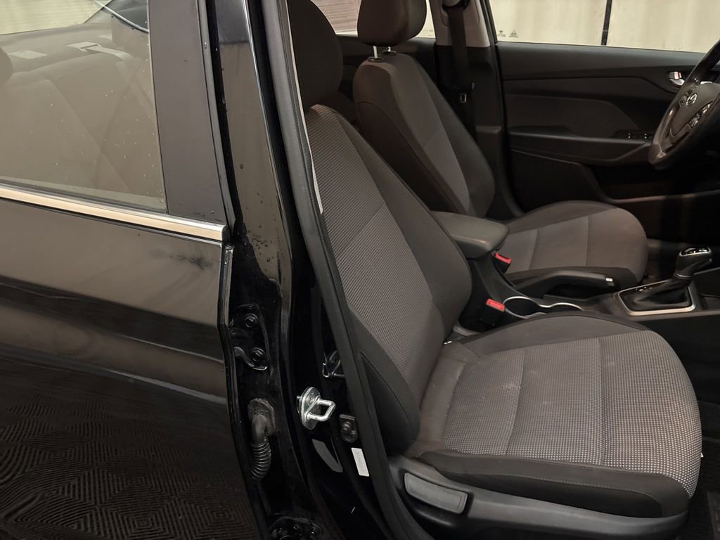Used 2019 Hyundai Accent Limited image 22