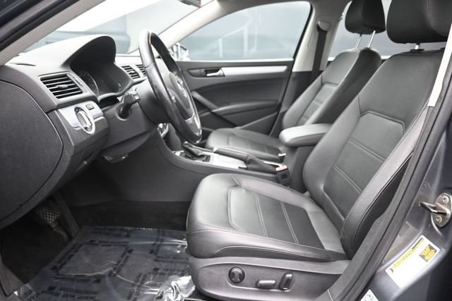 Used 2012 Volkswagen Passat 2.5 SE FWD image 13