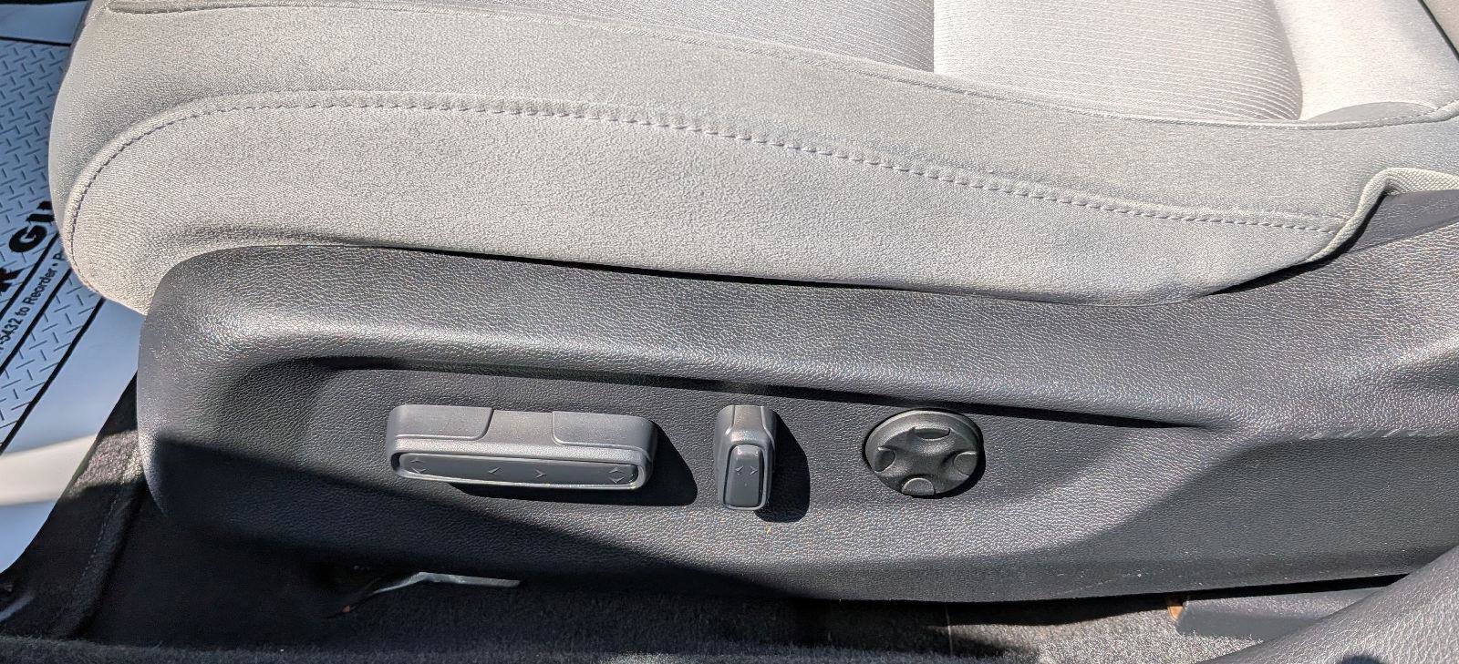 Used 2019 Honda Accord EX image 16