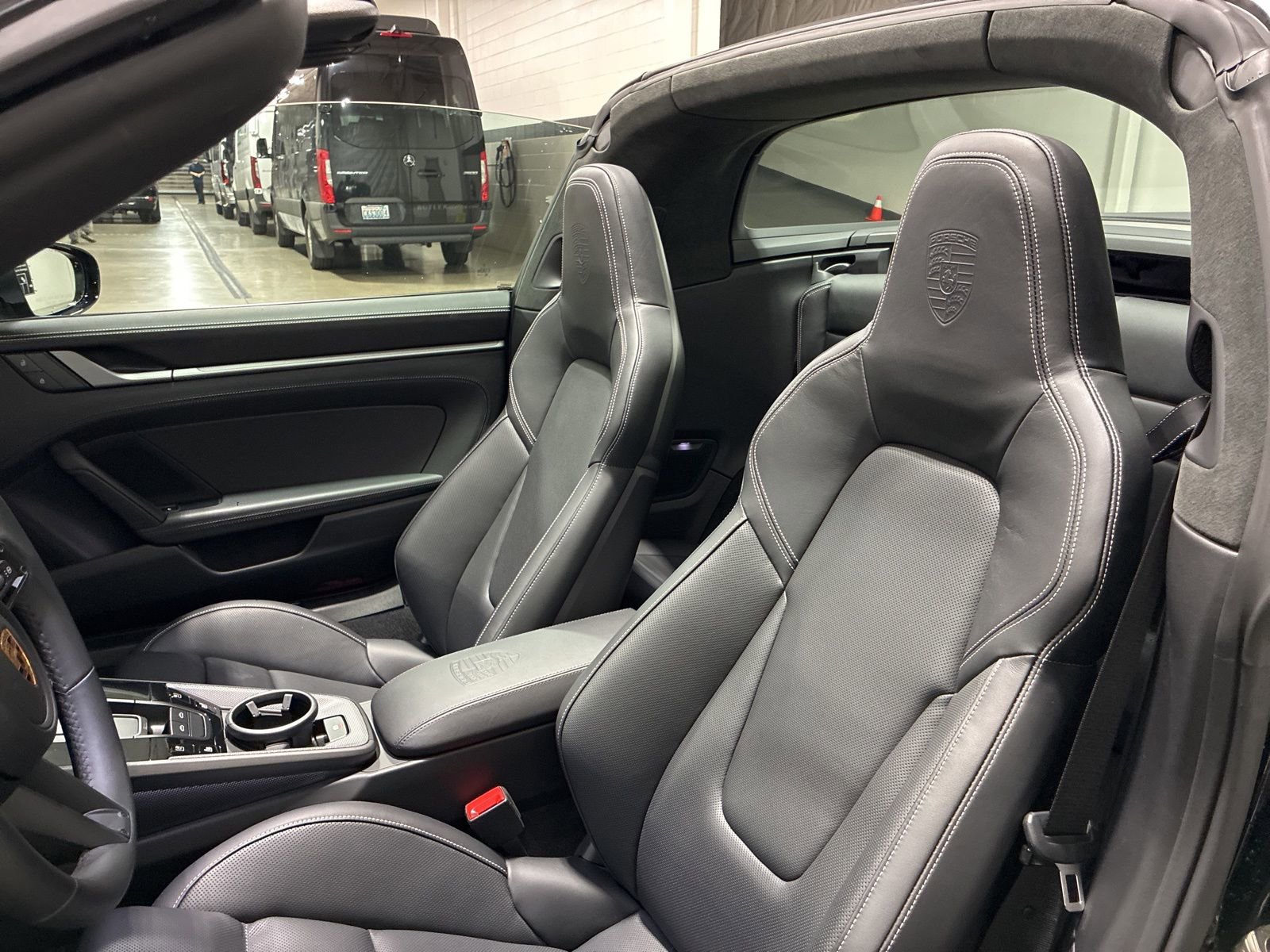 Used 2024 Porsche 911 Targa 4 image 8