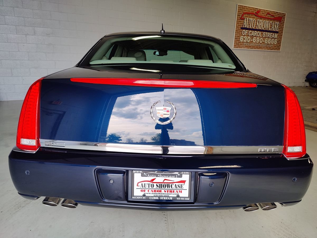 Used 2007 Cadillac DTS Performance image 8