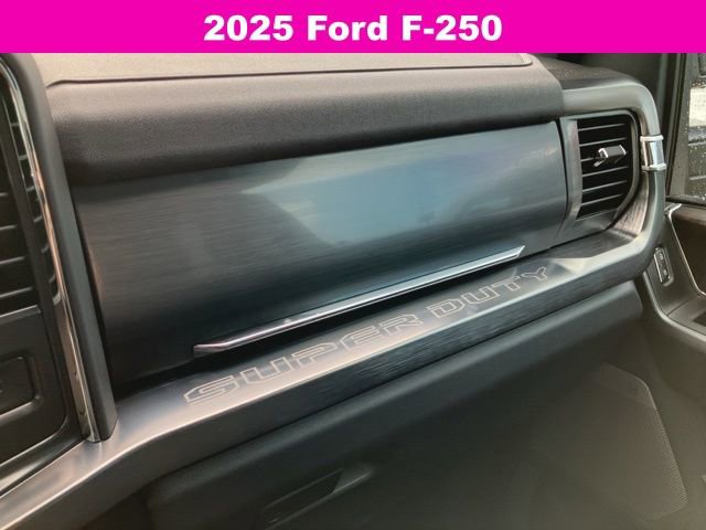 New 2025 Ford F250 Lariat w/ Lariat Ultimate Package image 34