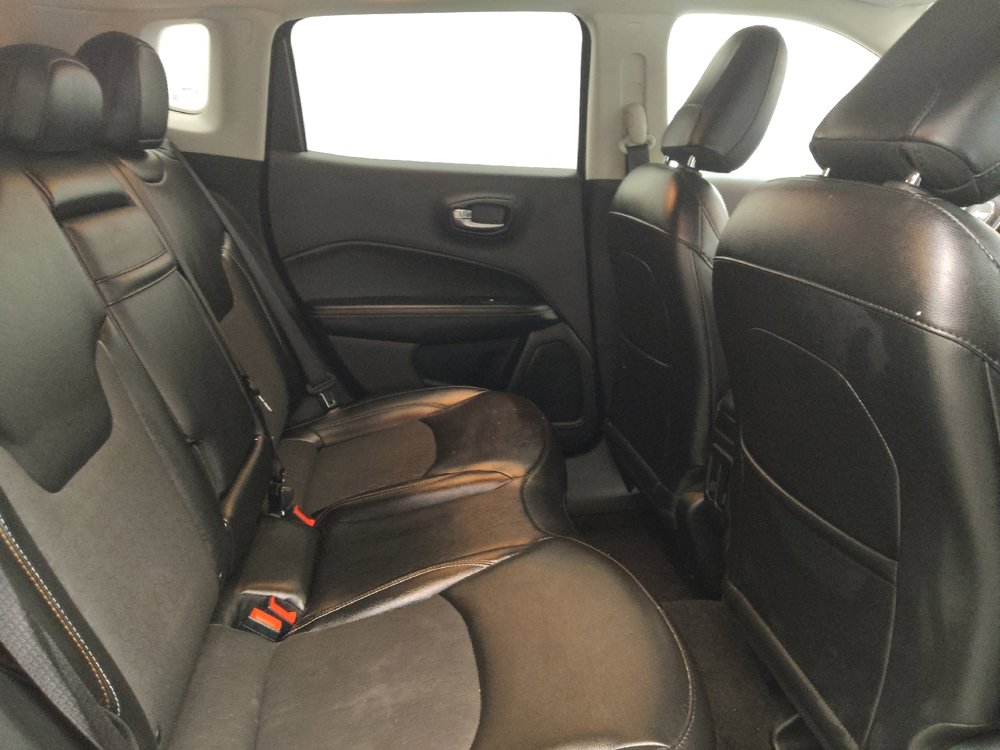 Used 2019 Jeep Compass Latitude image 19