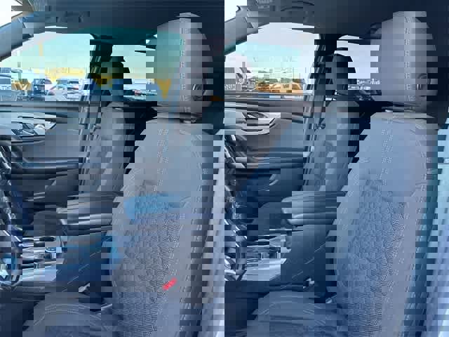 Used 2020 Chevrolet Blazer LT image 17