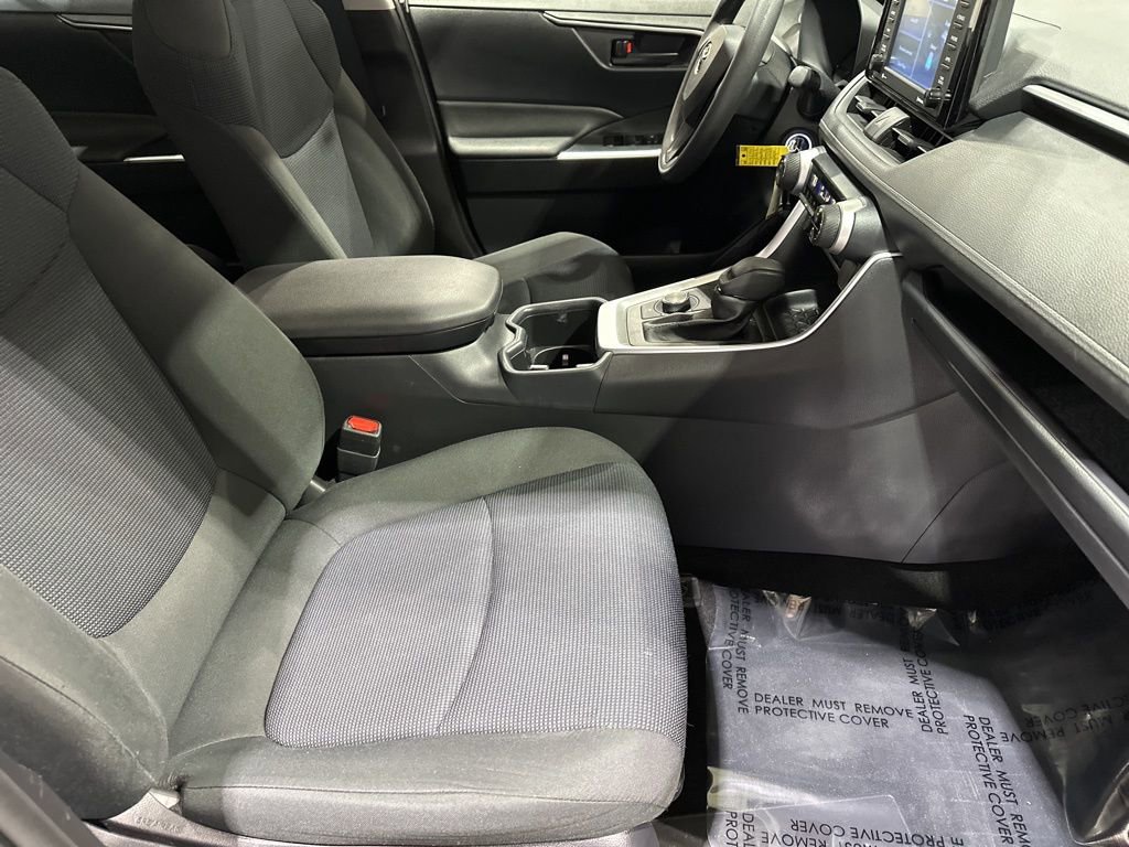 Certified 2022 Toyota RAV4 LE image 19