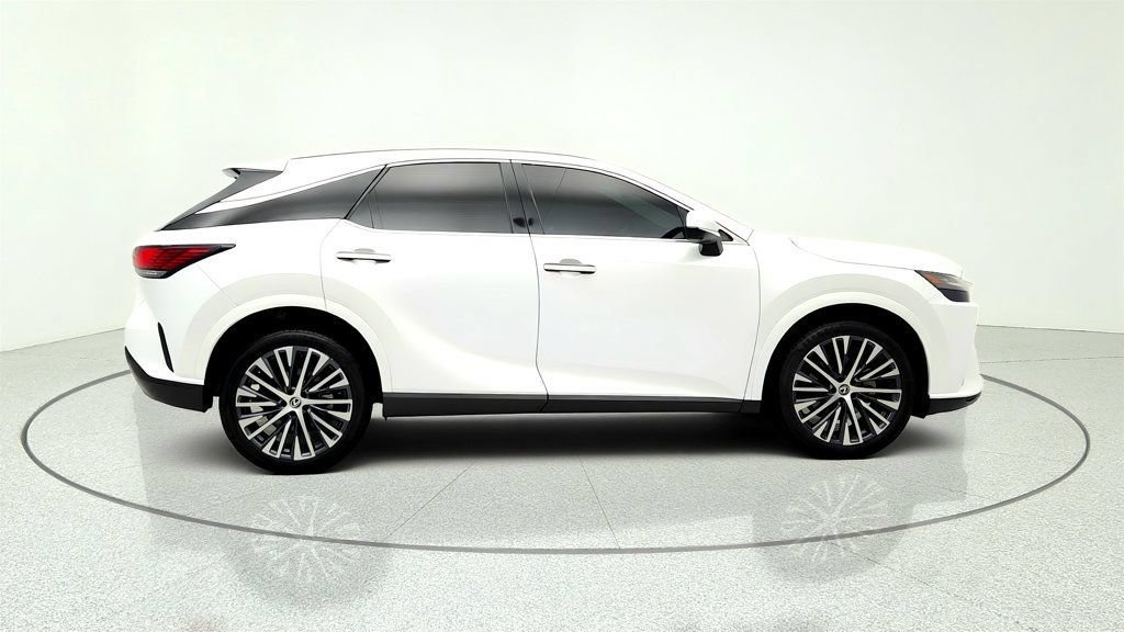 Used 2023 Lexus RX 350 Premium Plus w/ Cold Area Package FWD image 4