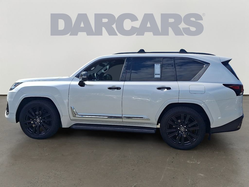 Used 2024 Lexus LX 600 4WD w/ Appearance Package image 4