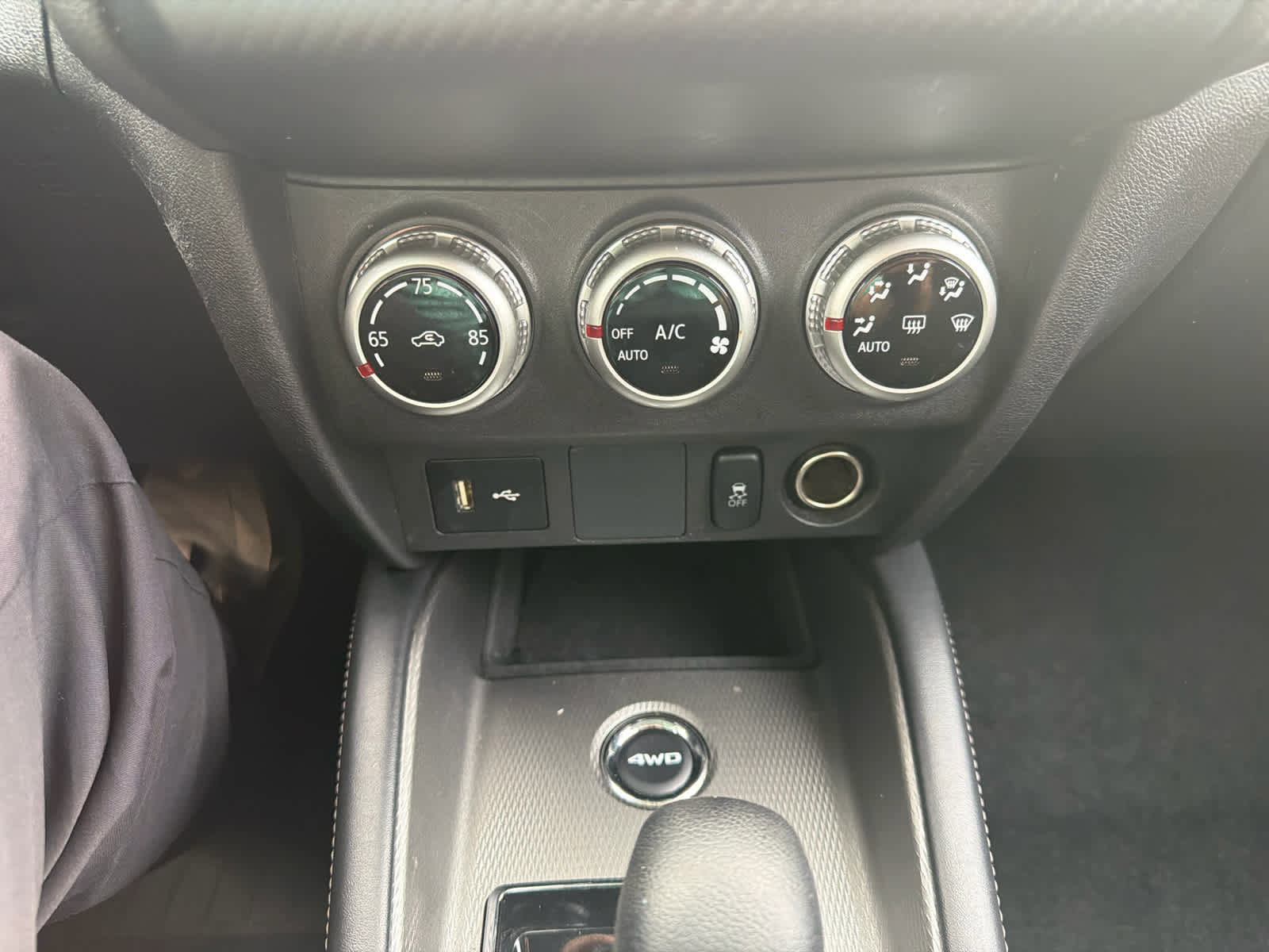 Used 2024 Mitsubishi Outlander Sport ES image 26