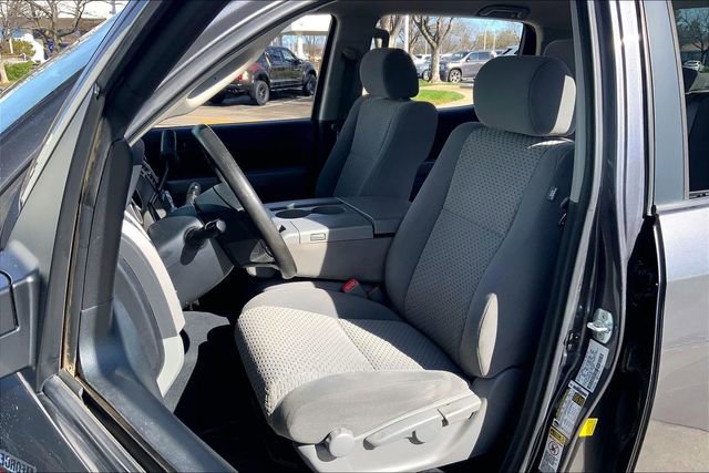 Used 2012 Toyota Tundra 4x4 CrewMax w/ Tow Pkg image 23