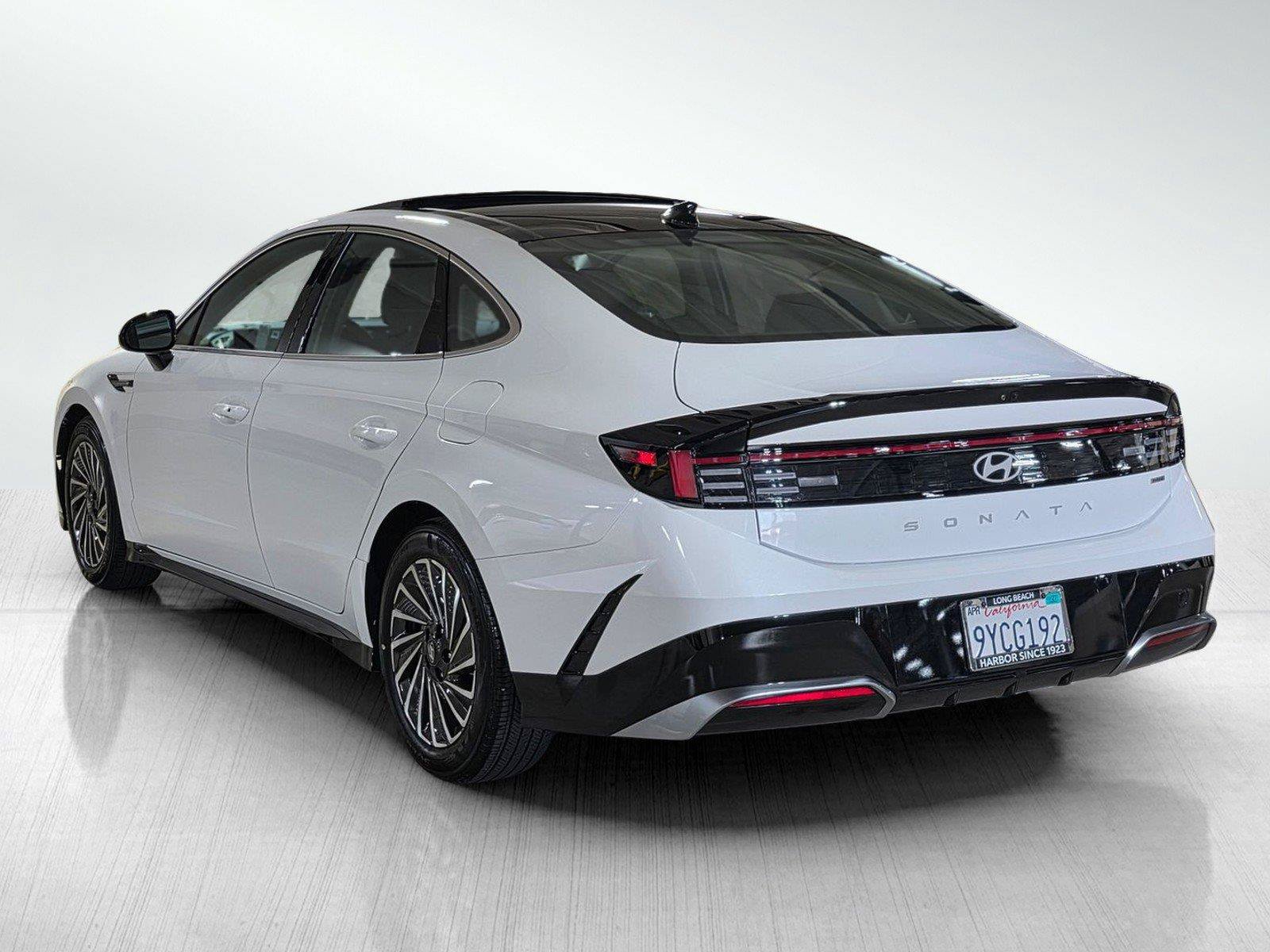 Certified 2026 Hyundai Sonata SEL FWD image 5