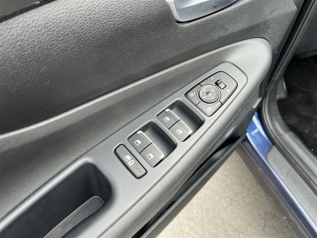 Used 2022 Hyundai Santa Fe SEL w/ Cargo Package image 19