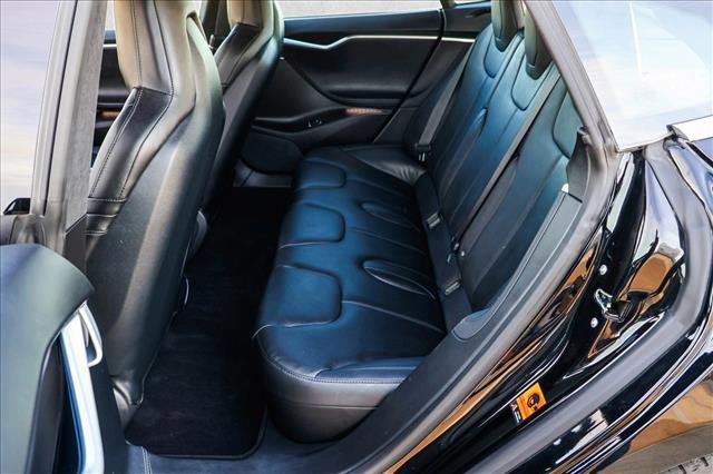 Used 2015 Tesla Model S 85D image 26