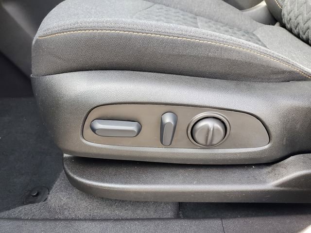 Certified 2023 Chevrolet Equinox LT FWD image 22