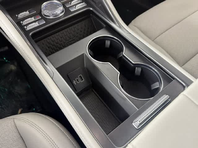 New 2026 Lincoln Nautilus Premier AWD/4WD image 5