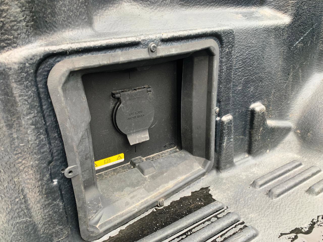 Used 2022 Ford F150 XLT w/ Equipment Group 302A High image 11