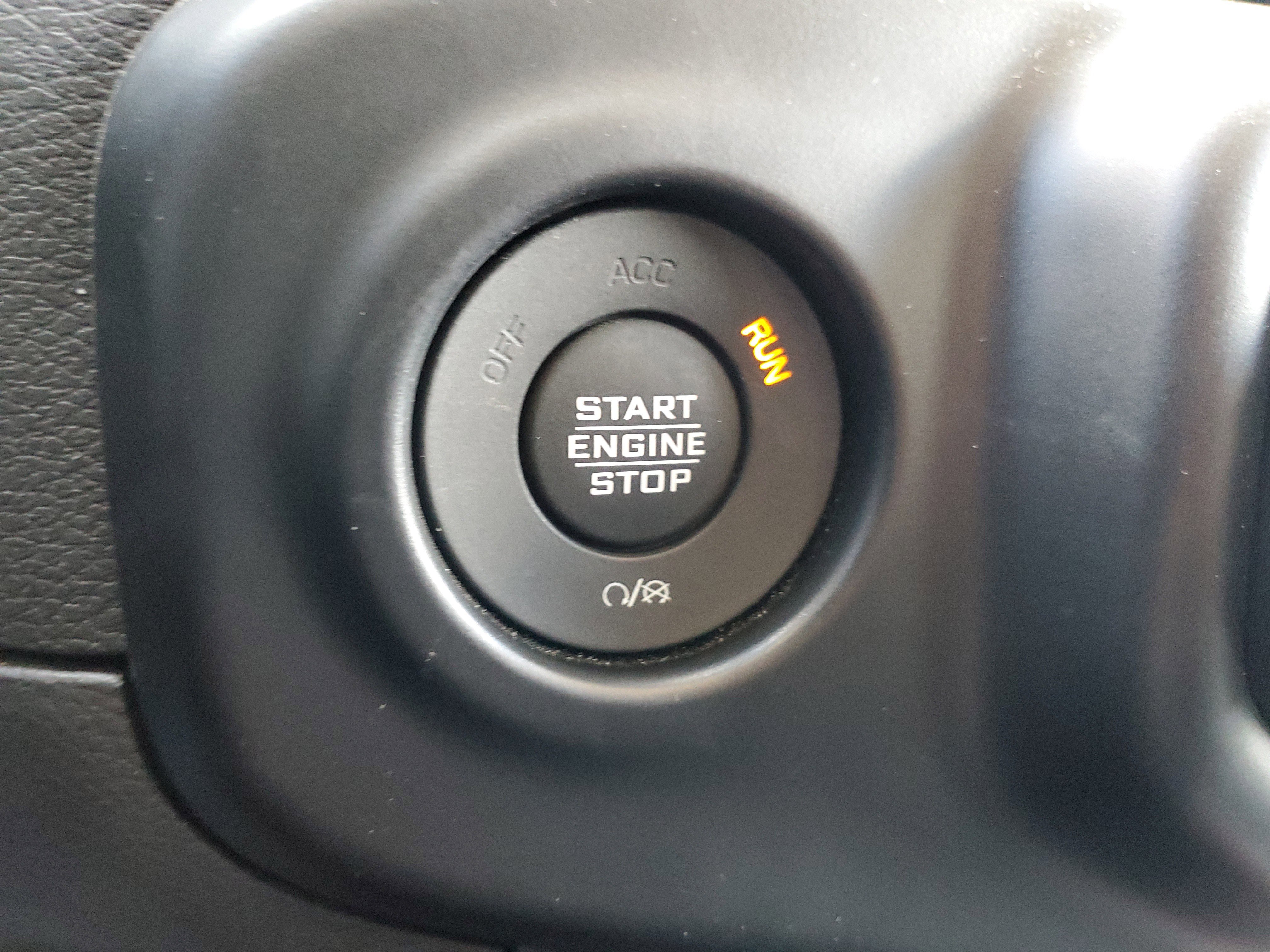 Used 2022 Jeep Wrangler Sport S image 30