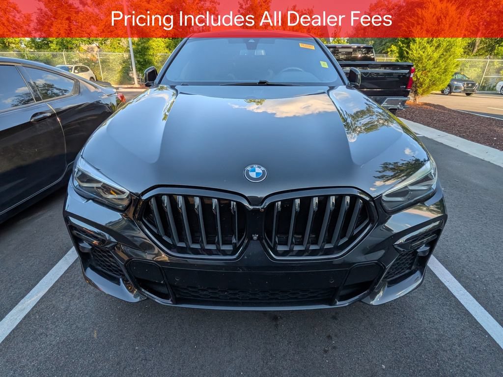 Used 2022 BMW X6 xDrive40i w/ M Sport Package AWD/4WD image 2