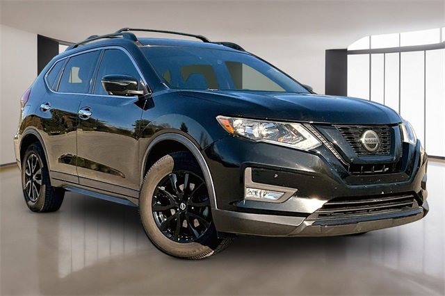 Used 2018 Nissan Rogue SV w/ Premium Package image 3