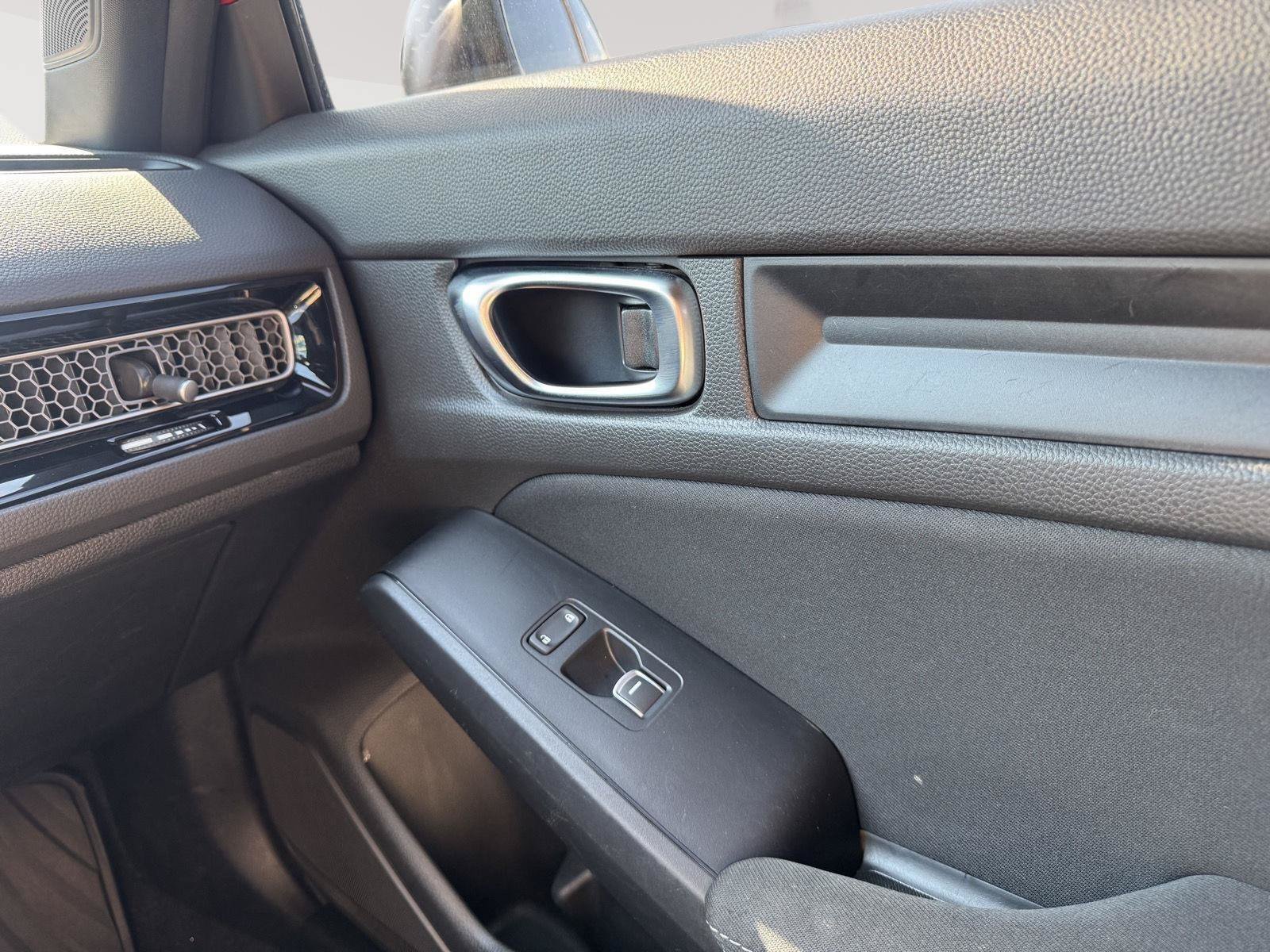 Certified 2022 Honda Civic Sport image 19