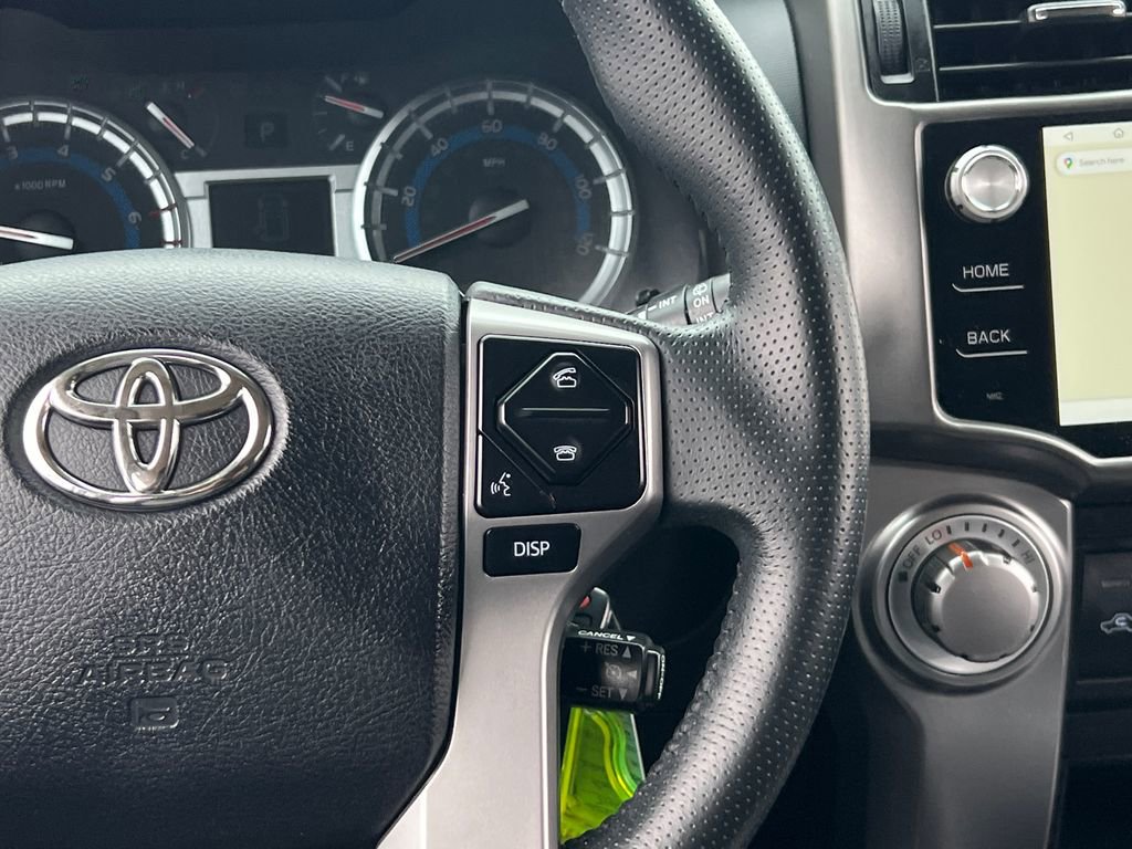 Used 2015 Toyota 4Runner SR5 image 28