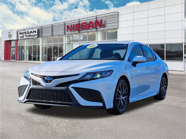 Used 2023 Toyota Camry SE image 2