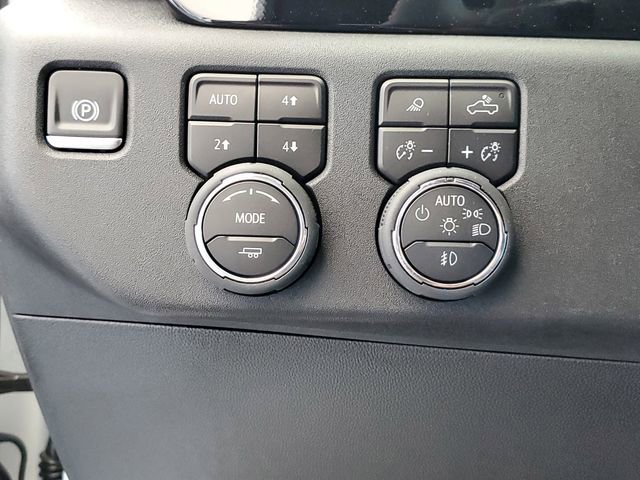 New 2025 Chevrolet Silverado 1500 RST image 18