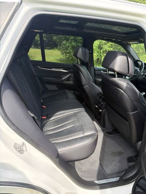 Used 2018 BMW X5 xDrive35i w/ Driving Assistance Package AWD/4WD image 12