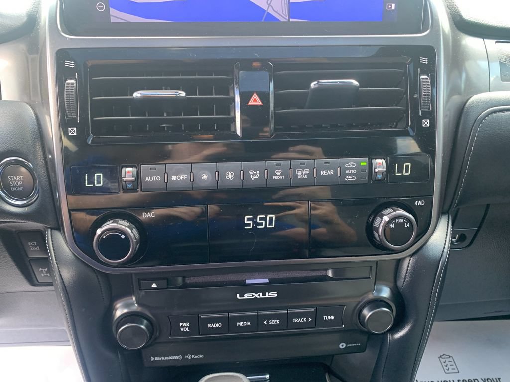 Used 2023 Lexus GX 460 w/ Black Line Special Edition AWD/4WD image 25